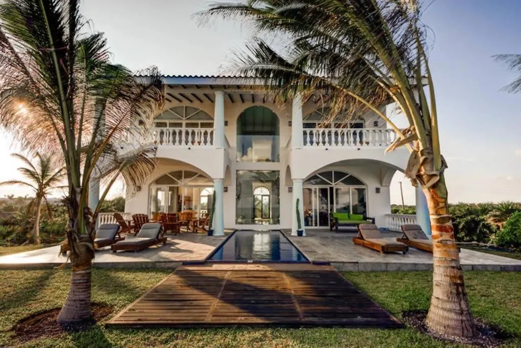 Vila Beautiful Paradise - Beachfront Akumal Mexiko